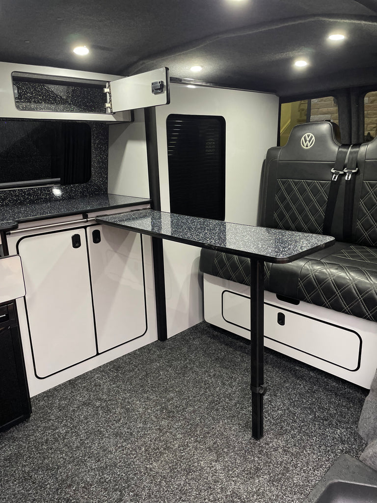 VW T5/T6 Rock & Roll Bed & Light gloss grey with Black Sparkle Worktop Units