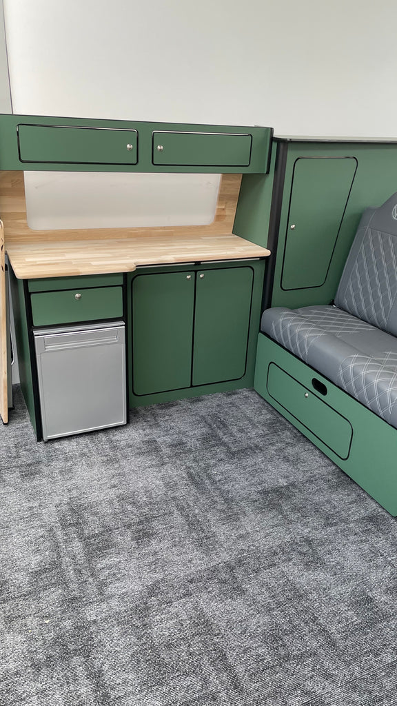 T4 Super Matt Green & Oak Unit