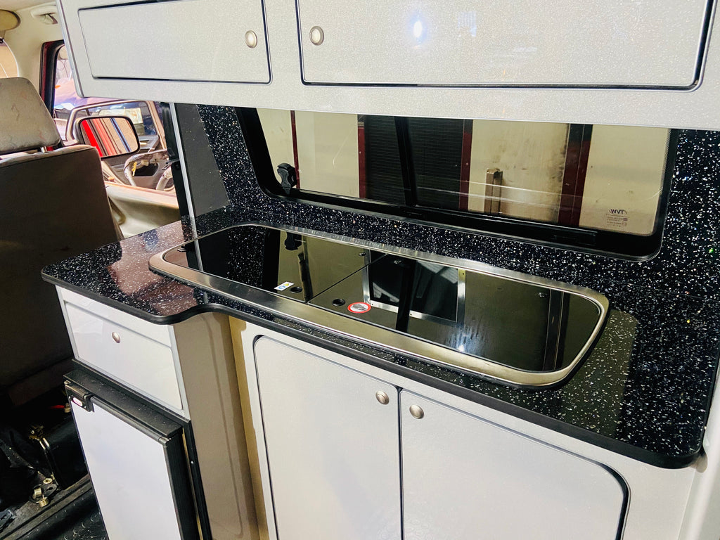 T4 Light Gloss Grey & Black Sparkle Unit