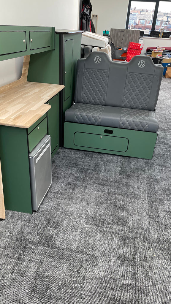 T4 Super Matt Green & Oak Unit