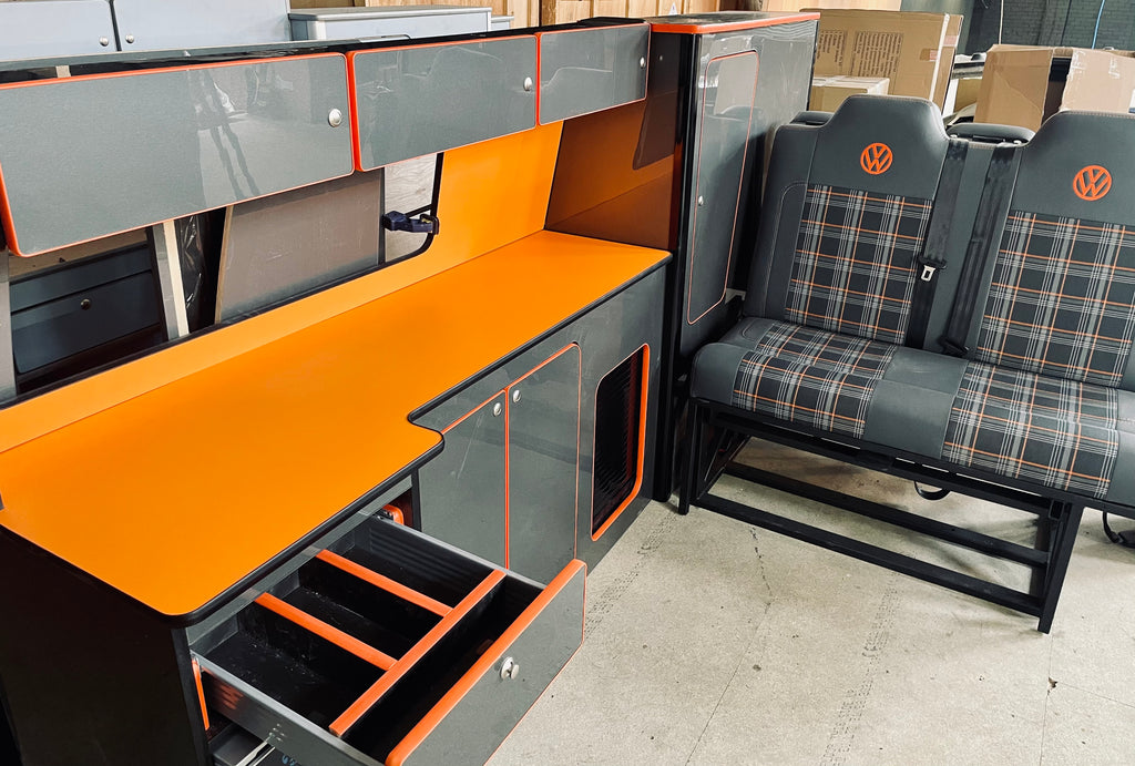 T5/T6 Gloss Grey & Orange Worktop LWB Units