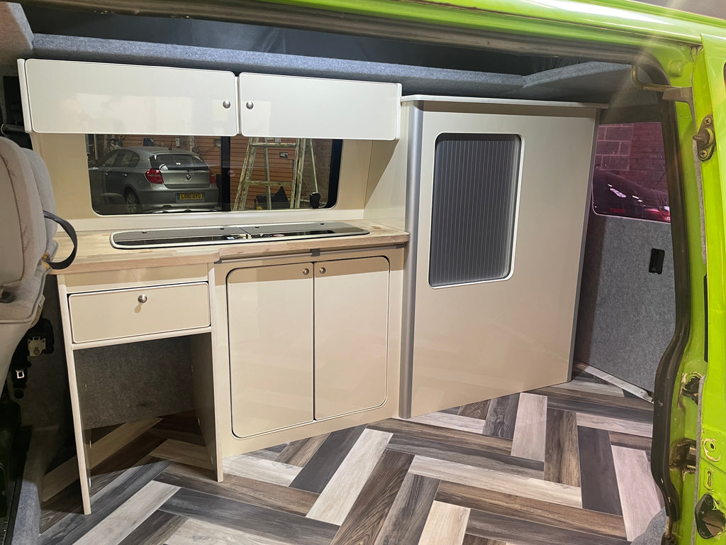 VW T5/T6 Gloss Cream & Oak SWB/LWB Units