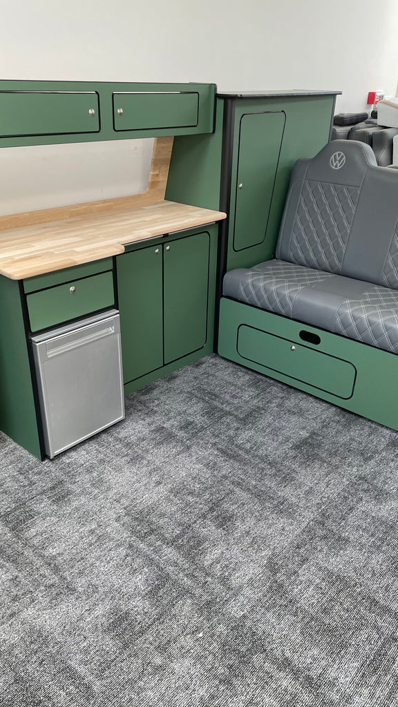 T4 Super Matt Green & Oak Unit