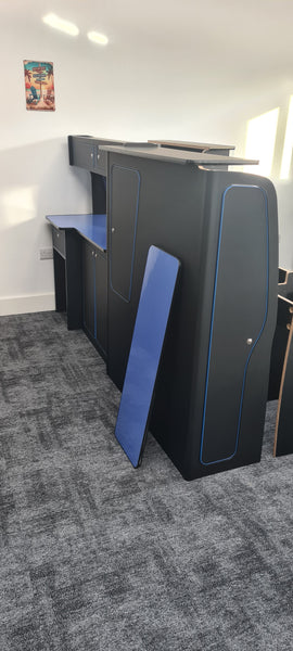 T5/T6 Super Matt Black & Gloss Blue Worktop SWB Units– T4mation.me