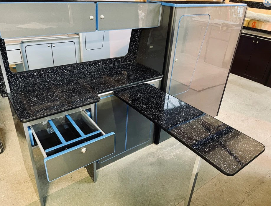 T5/T6 Gloss Grey & Black Sparkle Worktop
