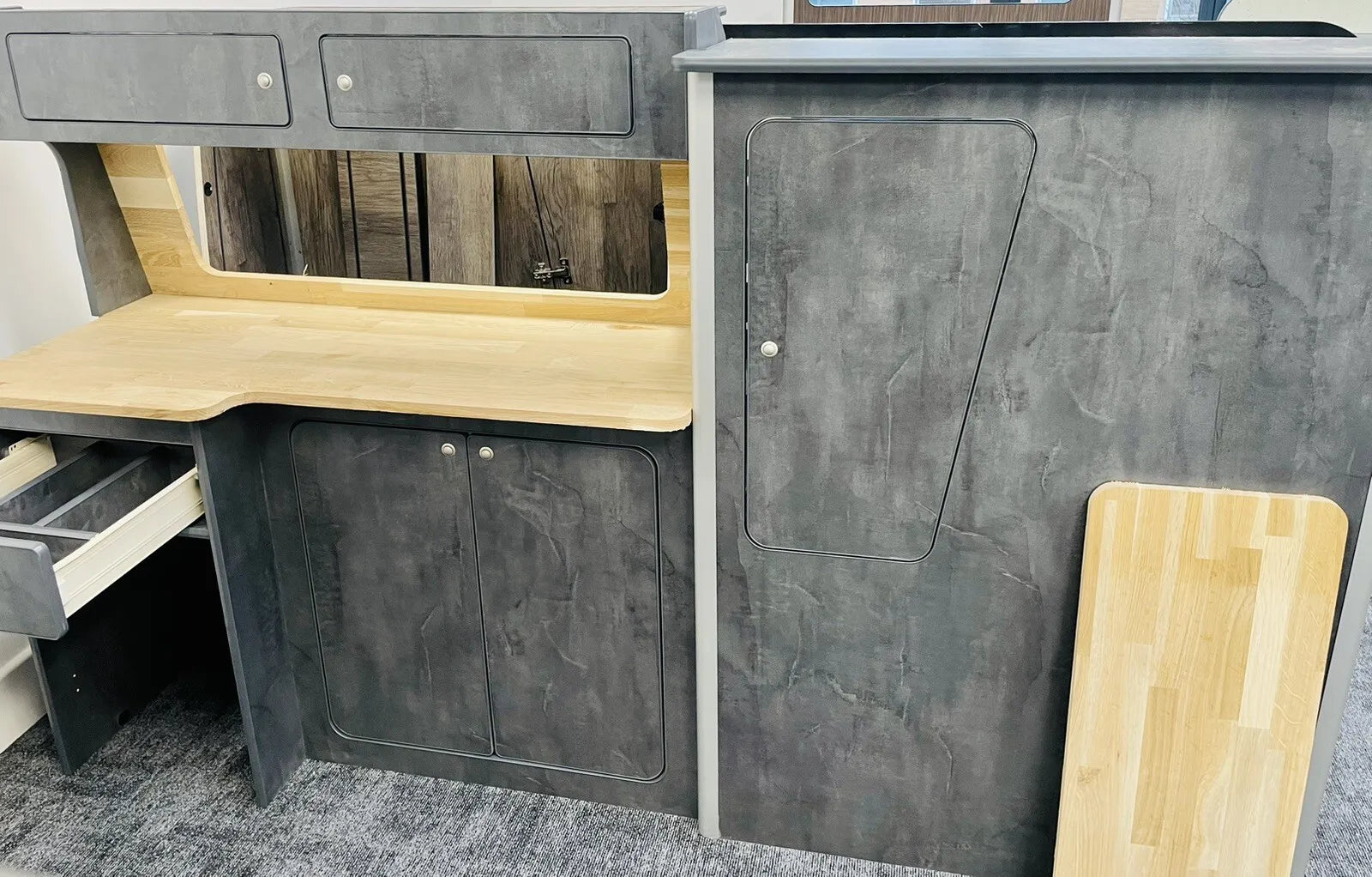 VW T5/T6 Slate & Solid Oak Worktop SWB/LWB Units